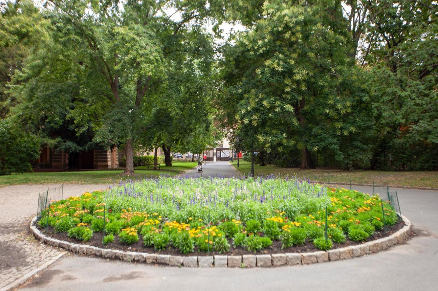 Blueground Rostovska Str Renovated Furnished Prg-19 *